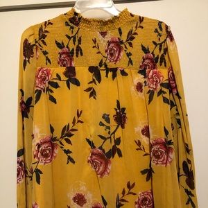 Women’s blouse